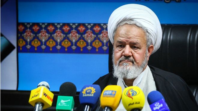 انتقاد نماینده رهبر ایران از سپاهیانی که در ‘چارچوب قرارگاه مرکزی’ نیستند