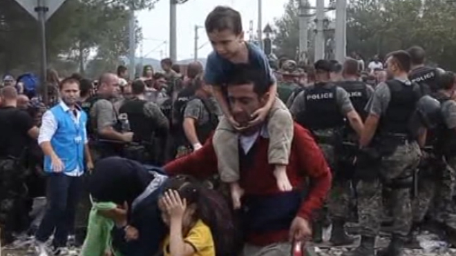 پلیس مقدونیه برای پناهجویان آسیب پذیر اجازه ورود به این کشور را داد
