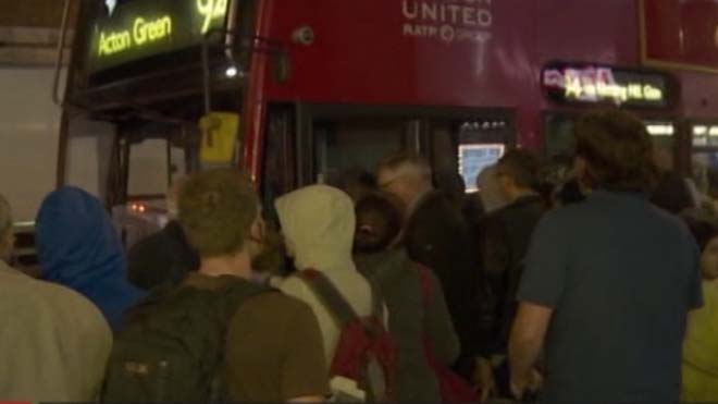 کارکنان متروی لندن دست به اعتصاب کاری زدند