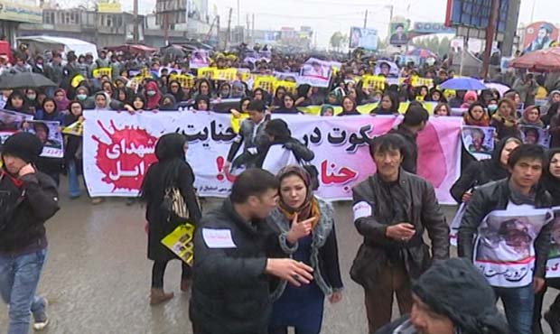 معترضان در کابل: پاسخ داده شده از سوی حکومت قناعت بخش نیست