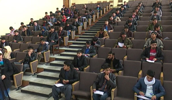 نخستین دور آزمون کانکور در کابل برگزار شد