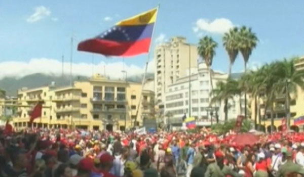 هزاران تن در ونزویلا خواهان استعفای نیکولاس مادورا شدند