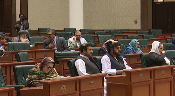 مجلس سنا: گروگان گیری در شاهراه های کشور ضعف طالبان است