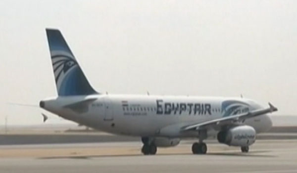 یک هواپیمای مصری با ۵۶ مسافر و ۱۰ خدمه در مسیر پرواز ناپدید شده است