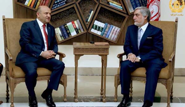 تأکید وزیر دفاع ترکیه بر حمایت از استقرار صلح و ثبات در افغانستان