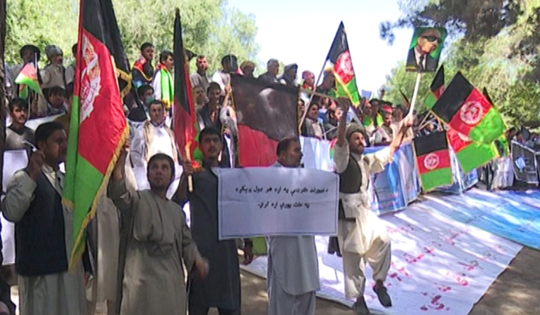 صدها تن در کابل برضد پاکستان راهپیمایی کردند