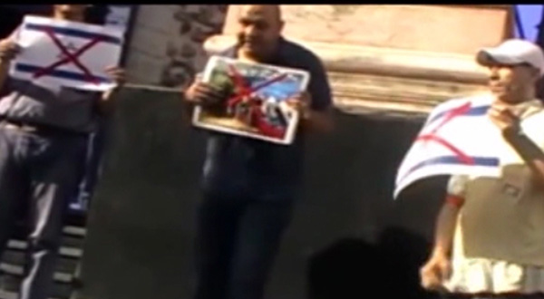 ده هاتن در مصر نسبت به نزدیک شدن روابط سیسی با رژیم اسرائیل اعتراض کردند