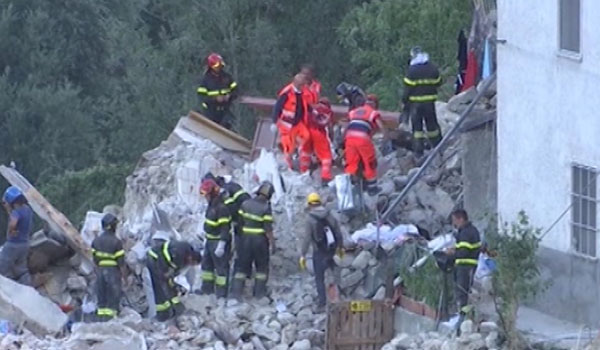 افزایش آمار تلفات زمین لرزه در ایتالیا