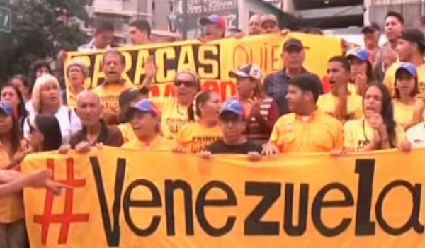 اولین گام برای برگزاری همه پرسی در ونزویلا تایید شد