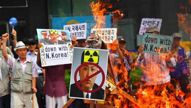 ده ها فعال کوریای جنوبی علیه آزمایش اتمی کوریای شمالی تظاهرات کردند