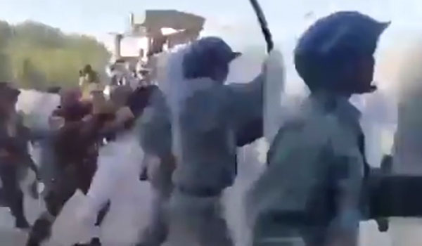 نی: هیأتی مختلط خشونت صورت گرفته علیه خبرنگاران را در بامیان بررسی کند