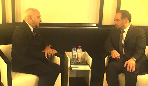 وزیر امور خارجه کشور با وزیر دولت هند در امور روابط خارجی در بروکسل دیدار کرد