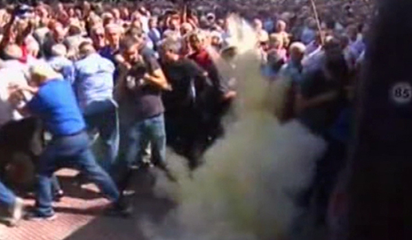 راهپیمایی بازنشستگان در یونان به خشونت کشیده شد