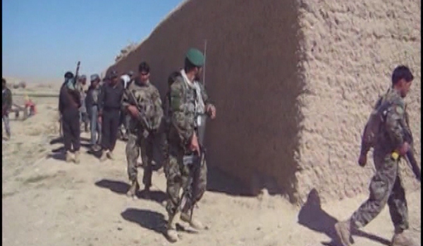 در پی حملات طالبان در ولایت فراه، ده تن از نظامیان کشور شهید شدند
