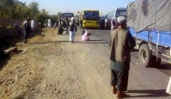 نگرانی مسافران از افزایش نا امنی و حوادث ترافیکی در شاهراه کابل- کندهار