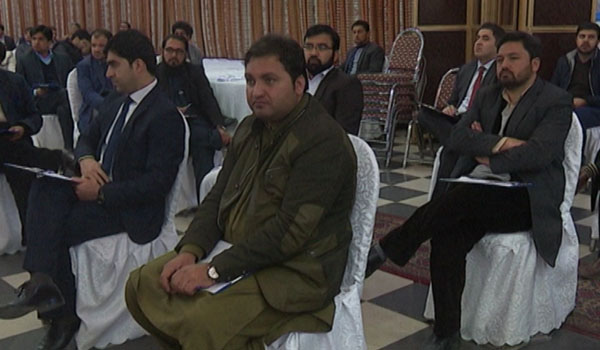 وزارت تجارت آزمون رقابتی بیش از ۲۰ اتشه تجارتی را در کابل برگزار کرد