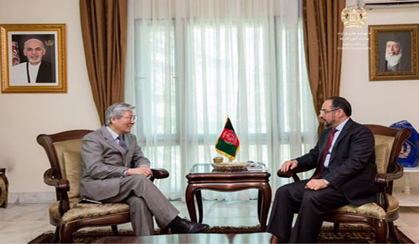 دیدار وزیر امور خارجه کشور با فرستاده ویژه سازمان ملل متحد برای افغانستان
