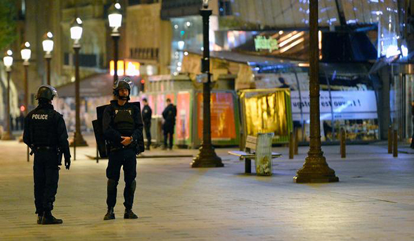 بازداشت فردی که می خواست بر مسلمانان در پاریس حمله کند