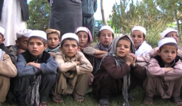 بیست و پنج کودک از چنگ آدم ربایان در ولایت غزنی آزاد شدند