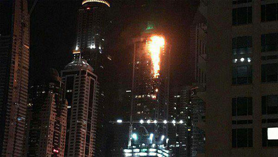 آتش سوزی در برج مشعل در دبی پس از حدود دو ساعت خامو شد