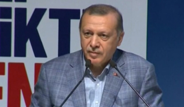 رجب طیب اردوغان رییس جمهور ترکیه آلما را به همکاری با تروریستان متهم کرد