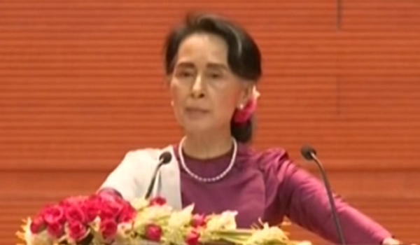 رهبر دولت میانمار نقض حقوق بشر در ایالت راخین را محکوم کرد