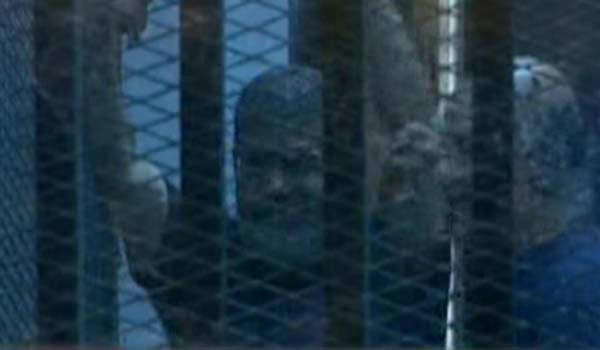 محمد مرسی رییس جمهور برکنار شده مصر به سه سال زندان محکوم شد