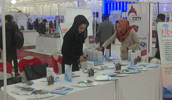 برگزاری نمایشگاه دو روزه فراورده های زنان تجارت پیشه در کابل