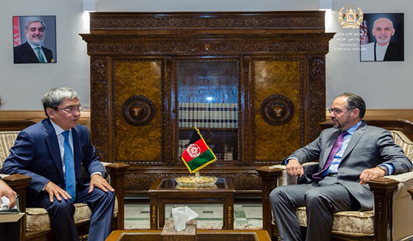 دیدار تعارفی وزیر امور خارجه کشور با سفیر جدید قزاقستان