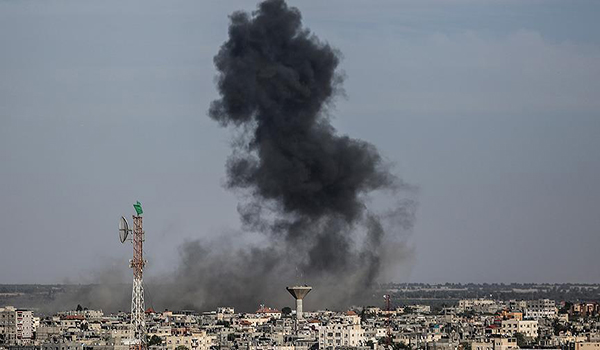 در حمله هوایی رژیم اسراییل بر نوار غزه یک تن شهید و سه تن دیگر زخمی شدند