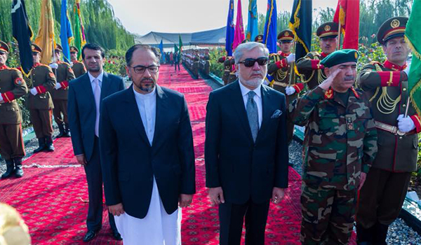 مراسم گل گذاری بر آرامگاه استاد شهید در کابل