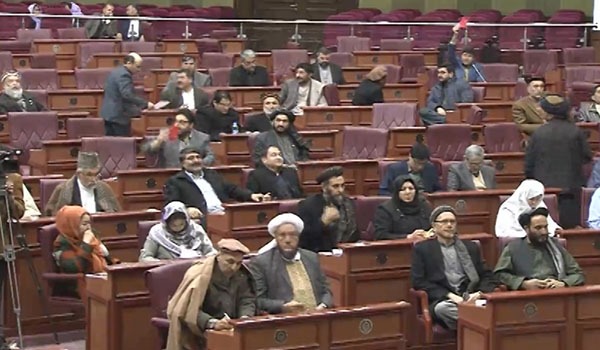 مجلس نمایندگان: به حاشیه راندن حکومت افغانستان در گفتگوهای صلح بحران آفرین است