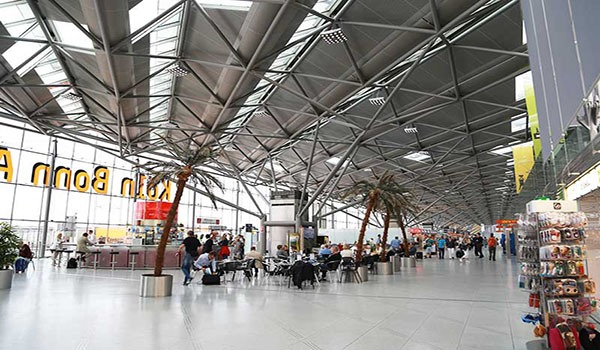 افزایش فعالیت های امنیتی در یک فرودگاه آلمان