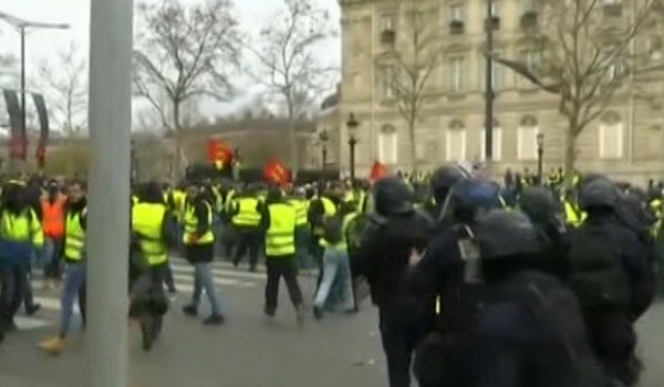 پس از فرانسه، تظاهرات علیه سیاست های اقتصادی دولت به بلجیم و هالند نیز کشانده شد