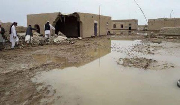 تخریب چندین خانه مسکونی در نتیجه سرازیر شدن سیلاب ها در ولایت زابل