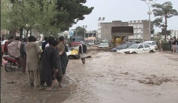 در نتیجه سرازیر شدن سیلاب‌ های اخیر در هرات پنج تن جان باخته اند