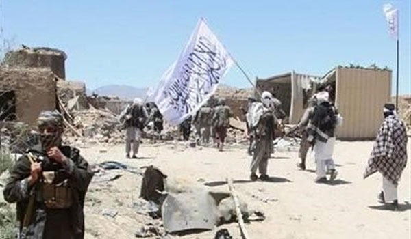 در ولایت های هلمند و غزنی هفده فرد وابسته به گروه طالبان کشته شدند