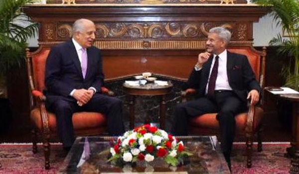 زلمی خلیلزاد با وزیر خارجه هند در باره روند صلح افغانستان گفتگو کرده است