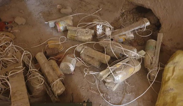 کشف و تخریب سه ذخیره گاه مواد انفجاری طالبان در ولایت هلمند