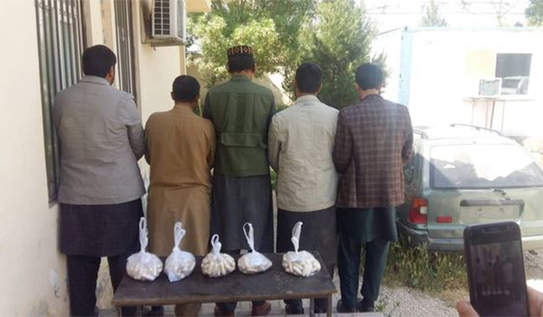 بازداشت شش تن درپیوند به قاچاق مواد مخدر از کابل و بلخ
