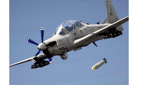انجام حملات هوایی بر مواضع طالبان در زابل