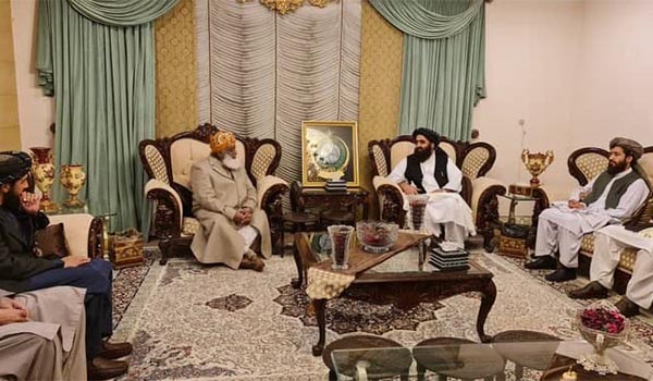 دیدار سرپرست وزارت خارجه‌ی امارت اسلامی با مولانا فضل الرحمان در پاکستان