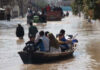 جان باختن ۱۰ تن در اثر سرازیر شدن سیلاب در ایران