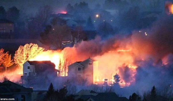 در آتش سوختن صدها خانه در کلرادوی امریکا