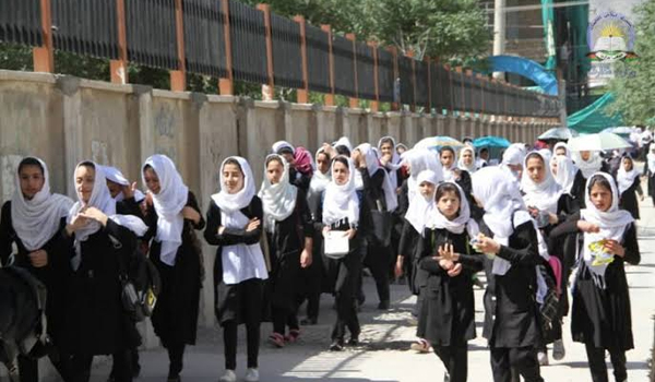 عفو بین‌‌الملل به جامعه‌‌ی جهانی: حق آموزش دختران در مذاکره با امارت اسلامی خط سرخ باشد