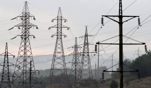 قطع جریان برق وارداتی اوزبیکستان به کابل