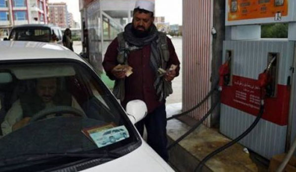 شکایت رانندگان از افزایش بی‌‌پیشینه قیمت تیل در کشور