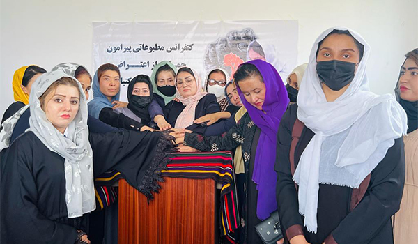 تاکید جنبش مقتدر زنان افغانستان بر بازگشایی مکتب‌های دختران
