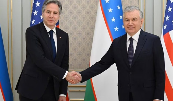 تاکید وزیر خارجه امریکا و رییس‌جمهور اوزبیکستان بر پشتیبانی از افغانستان