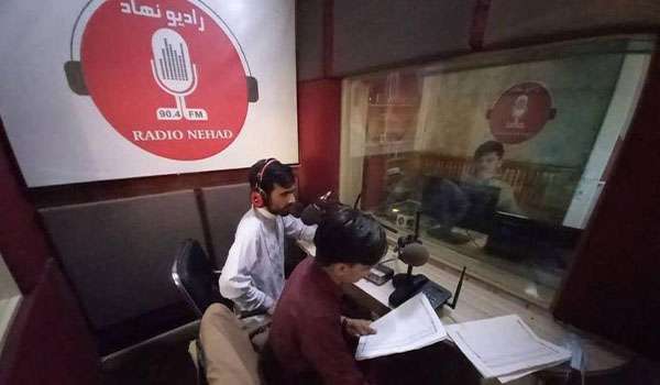 نگرانی نهادهای حامی رسانه‌ها از متوقف شدن فعالیت رادیو نهاد در بلخ